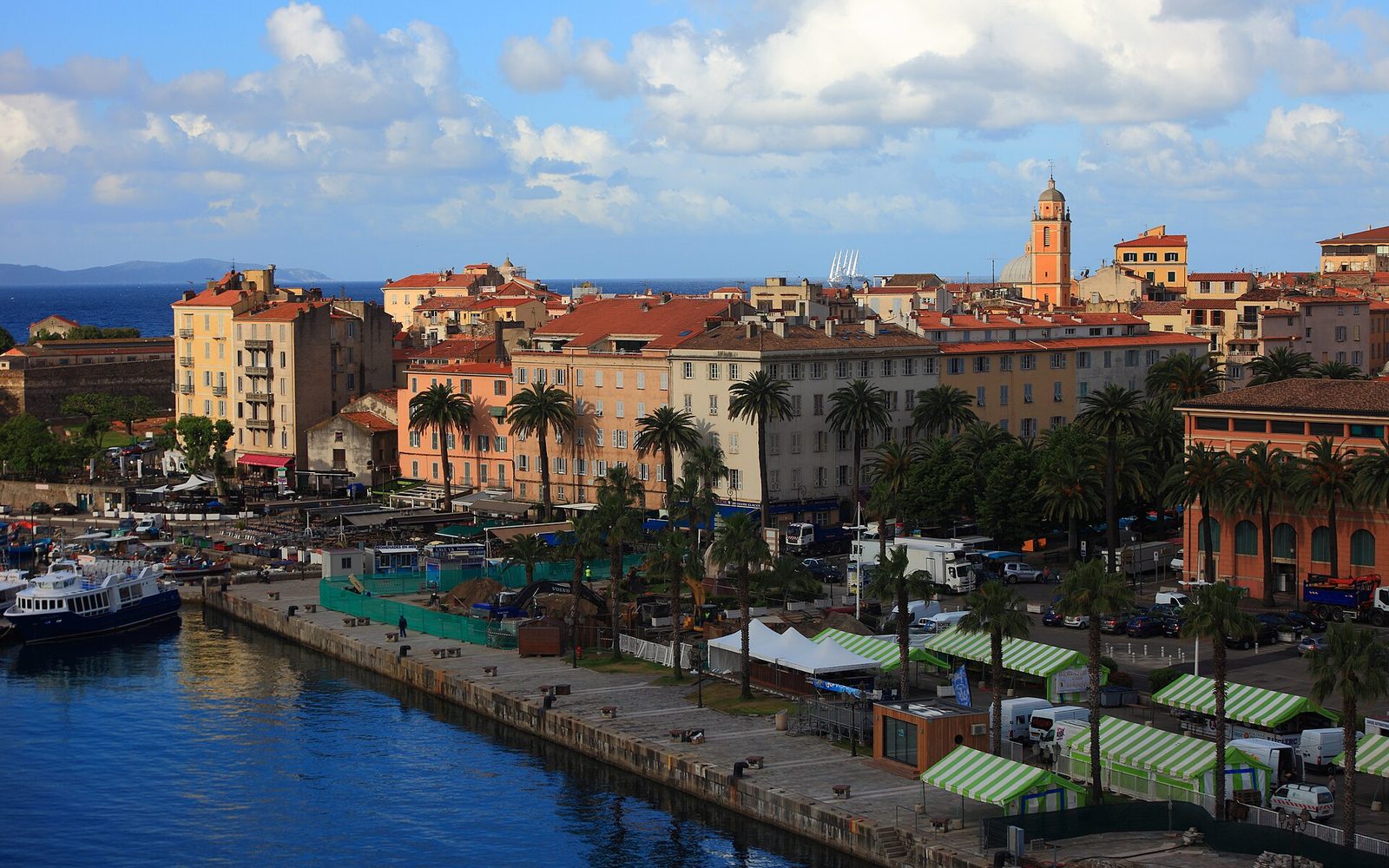 Le port d'Ajaccio en Corse